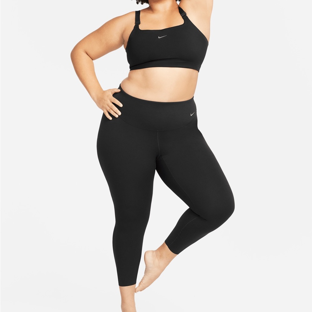 Nike Zenvy
Women's High-Waisted 7/8 Leggings (Plus Size)